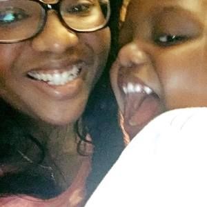 Meet your Posher, Carrie