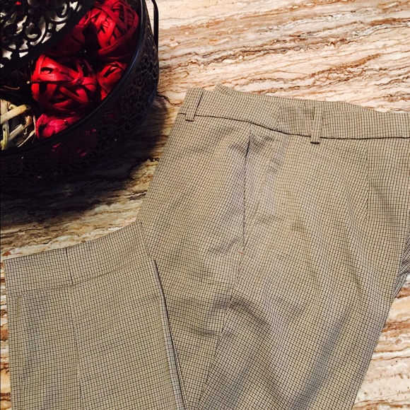 Excellent Condition H&M Casual Skinny Pant - Picture 4 of 4