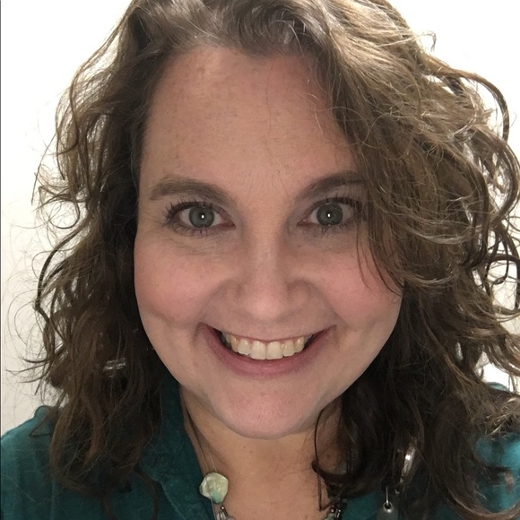 Meet your Posher, Sherry - Picture 1 of 1