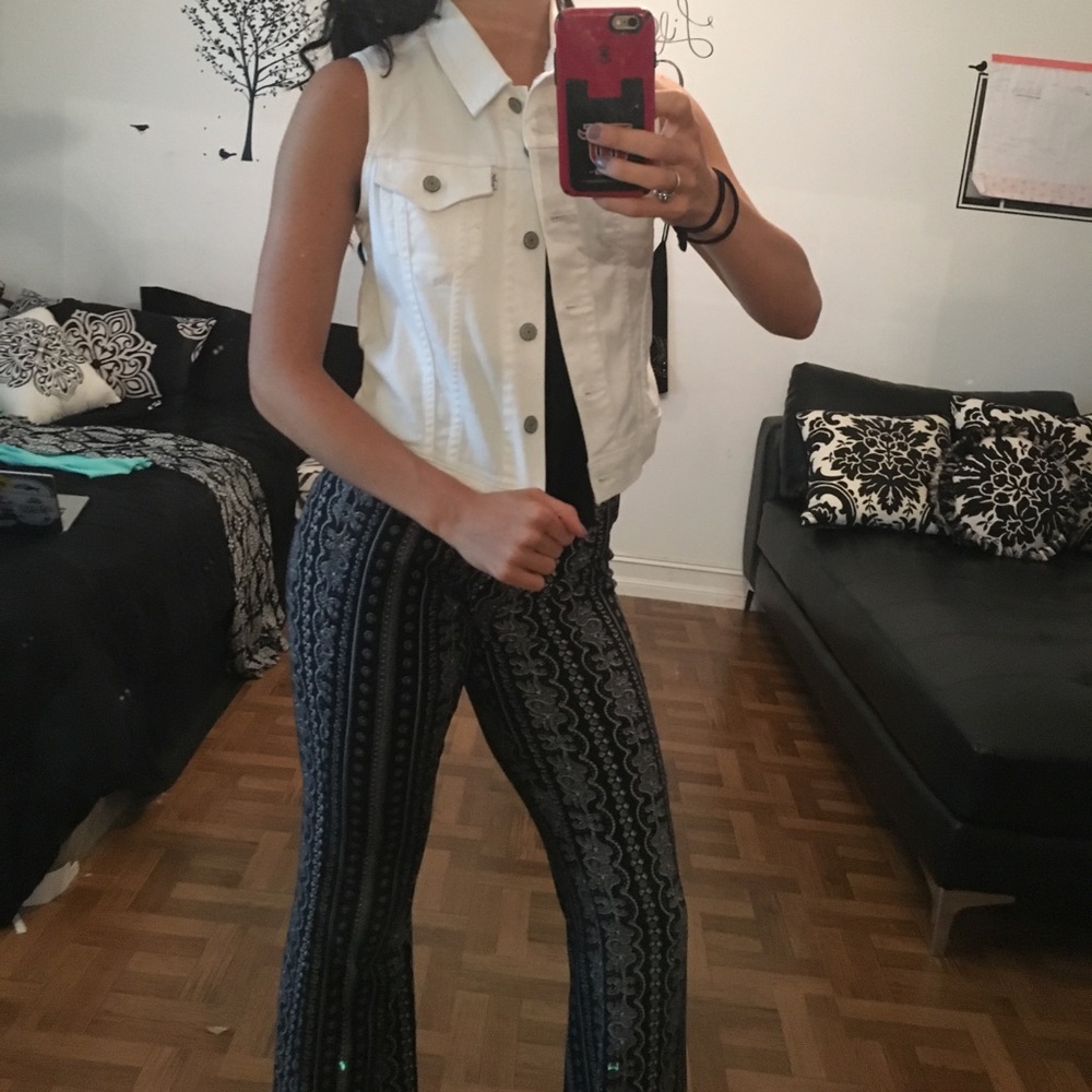White denim vest