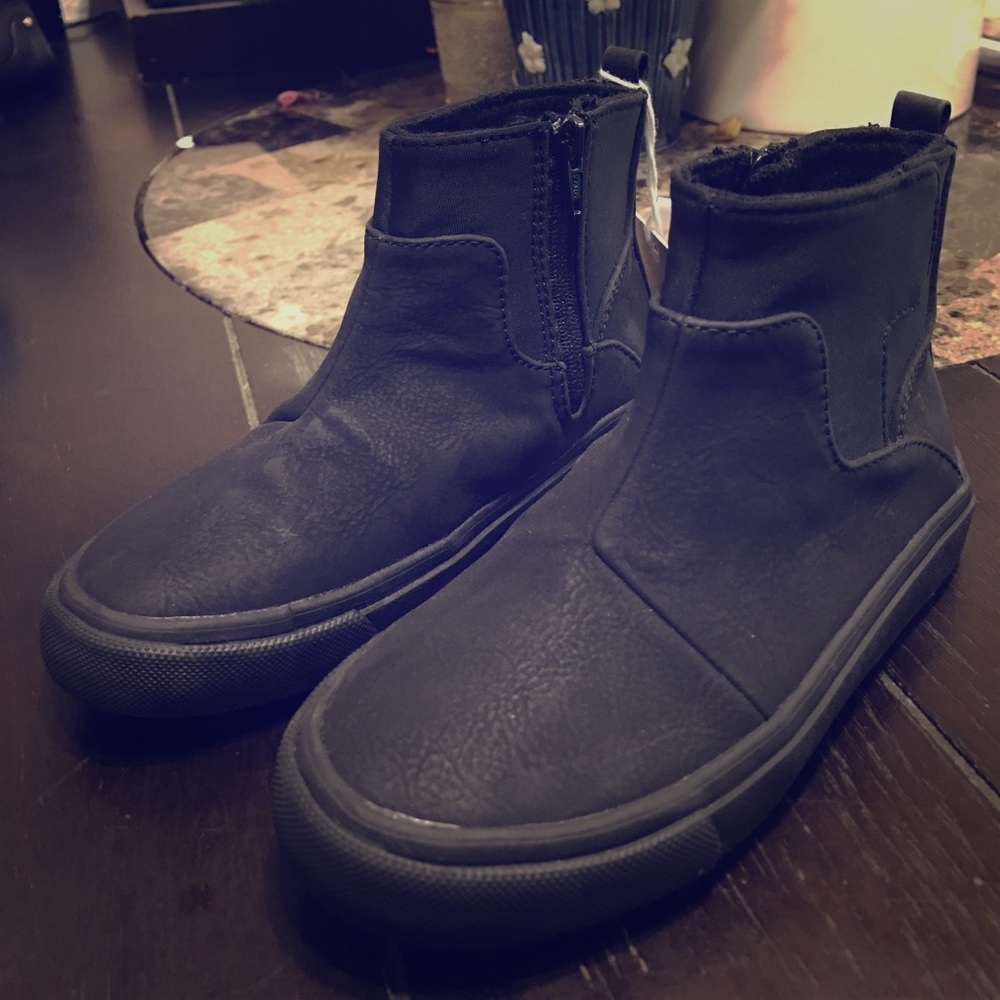 Zara Kids Black booties