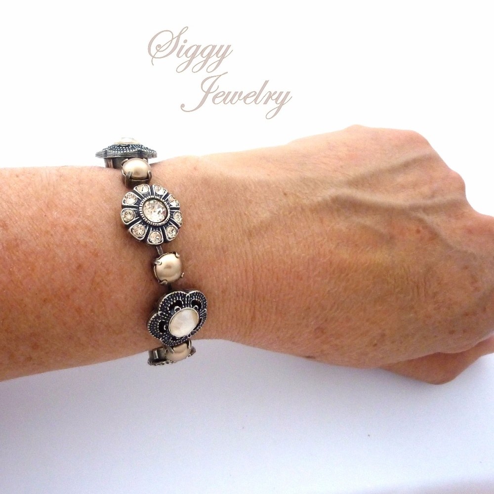 Swarovski Crystal Flower Embellished Neutral Color Tennis Bracelet - Picture 8 of 8