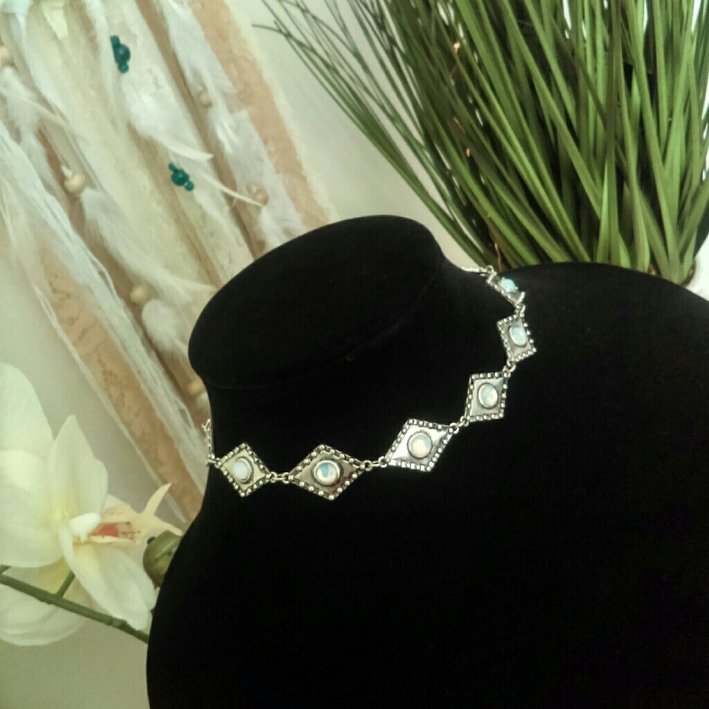 Fashion Chokers