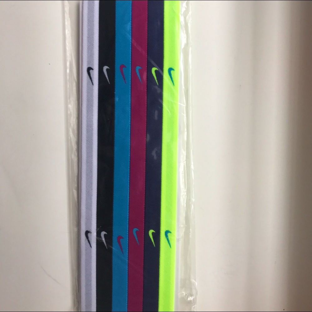 NWT Nike head bands