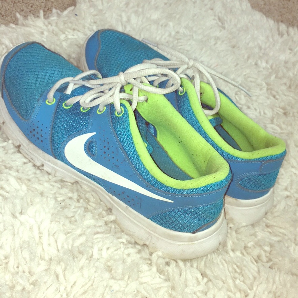 Nike shoes