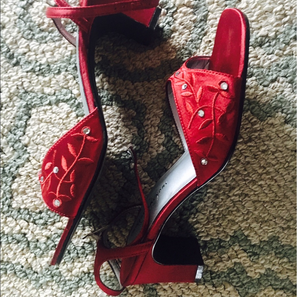 Women's pair of 👠 size 6.5