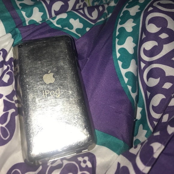 iPod 4th generation - Picture 2 of 2