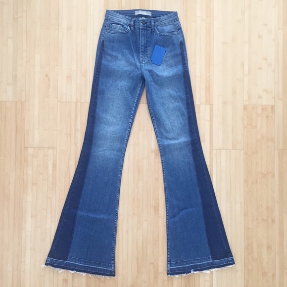 High Waist Flare Contrast Jeans - Picture 3 of 5