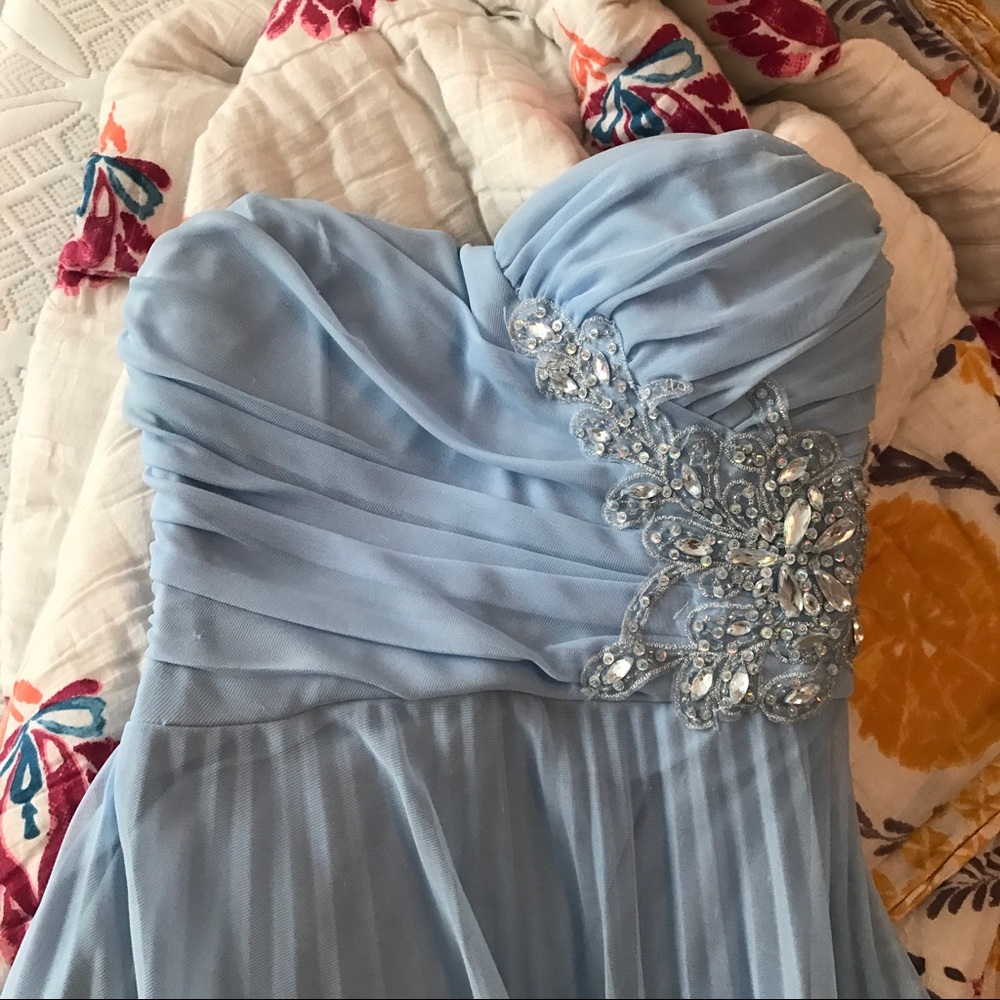Prom Dress - Picture 3 of 6