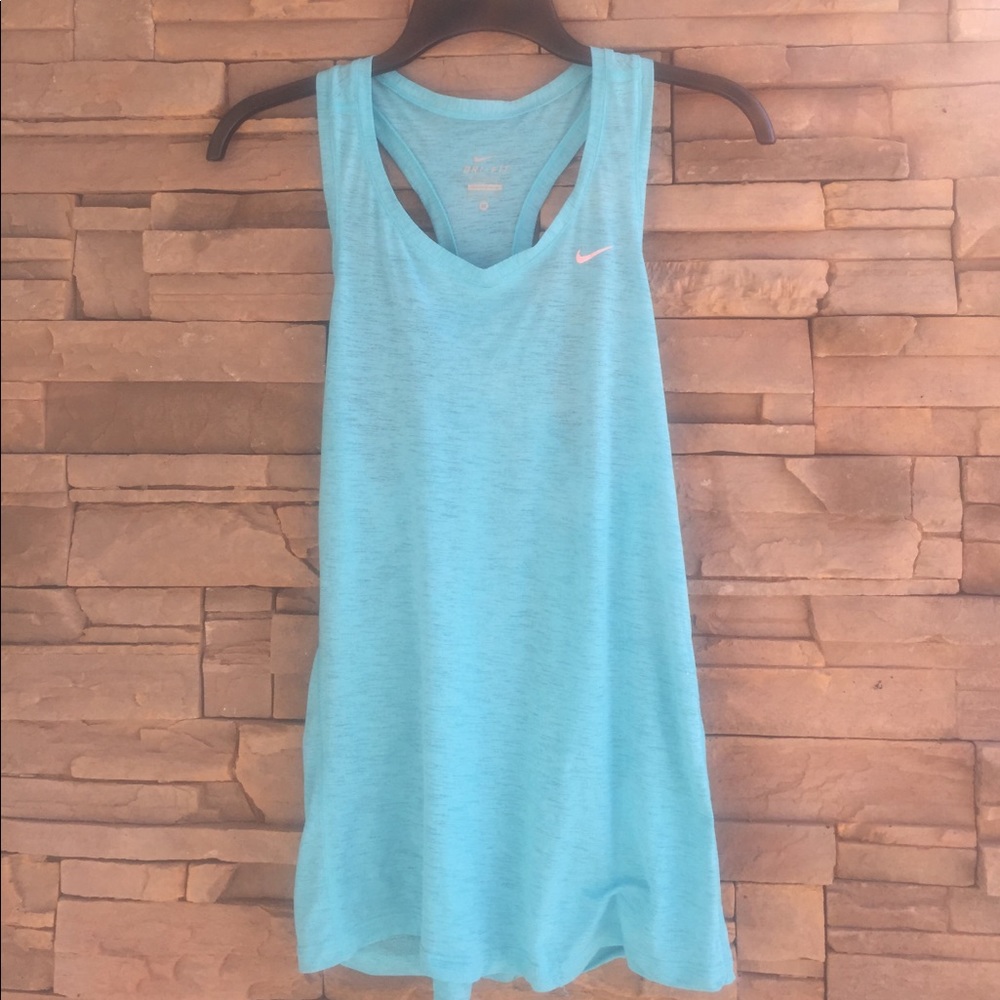 Nike tank sz M