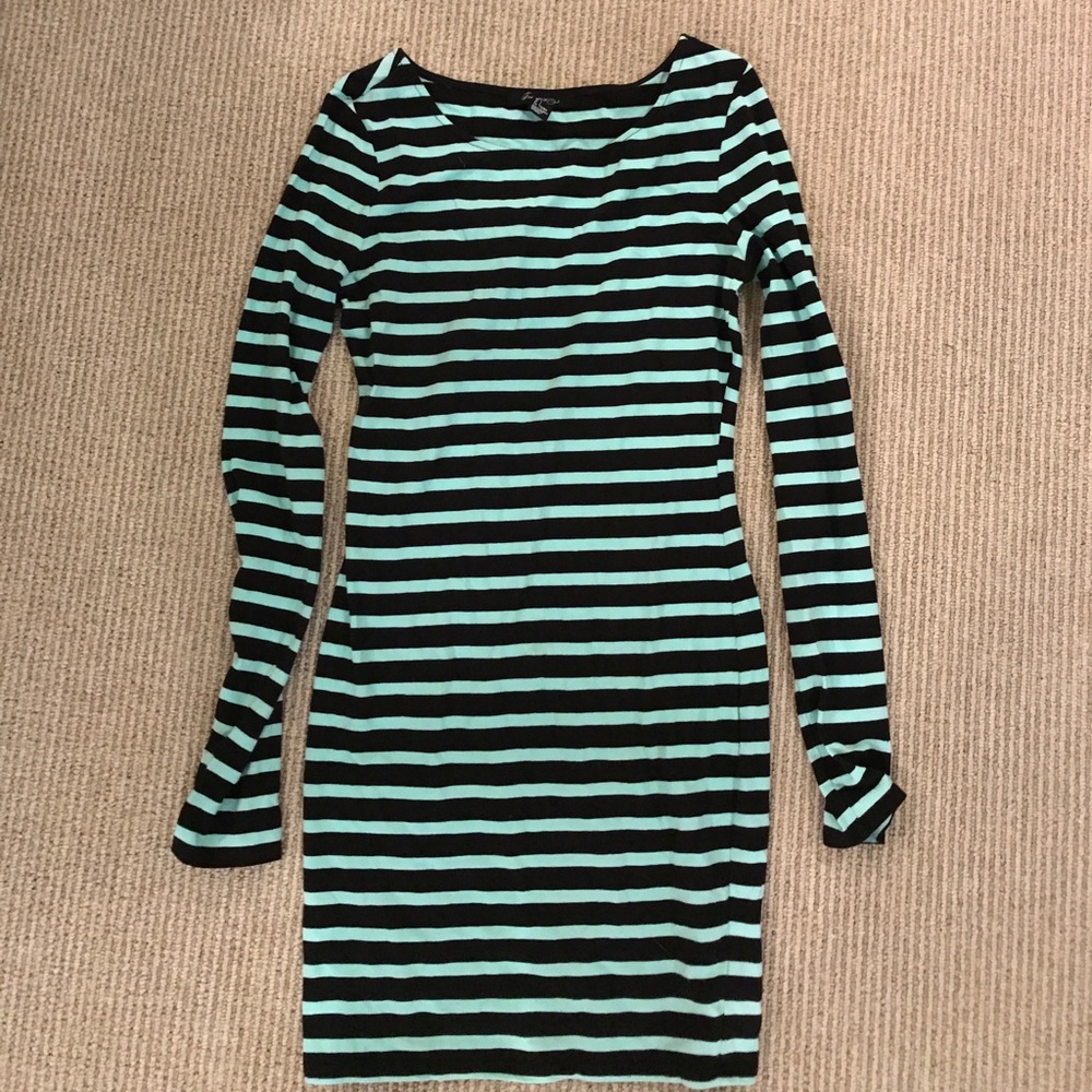 Forever21 mint and black bodycon dress