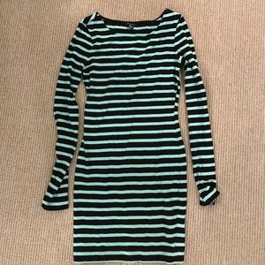 Forever21 mint and black bodycon dress