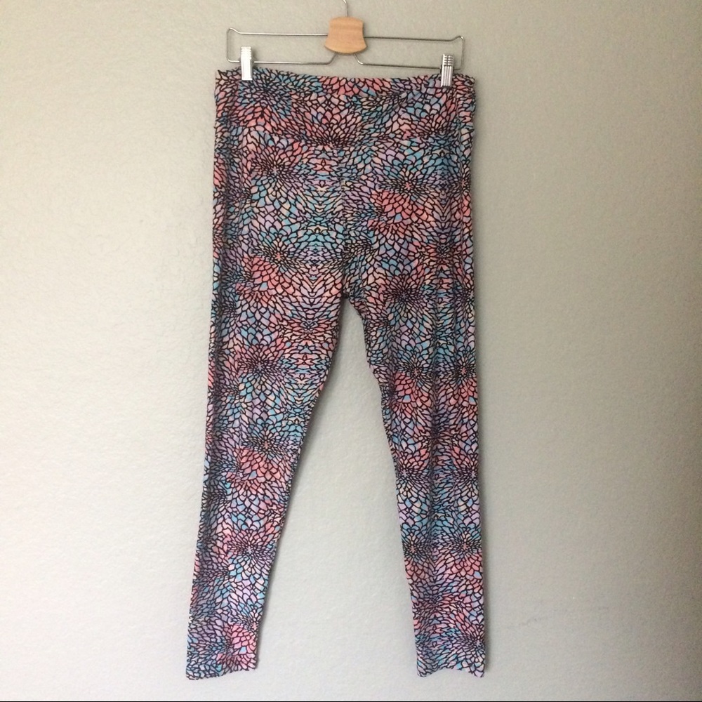 Lularoe TC mermaid dahlia leggings