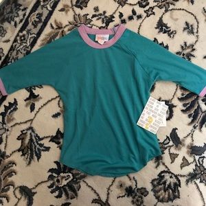 LulRoe Sloan size 2 kids shirt