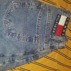 90s TOMMY HILFIGER DENIM SHORTS