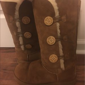 Ugg Bailey Button Triplet Boot