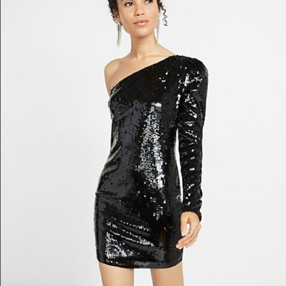 Black sequin 1 sleeve mini dress
