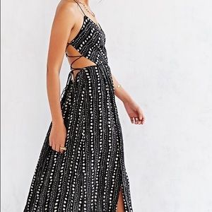 Ecote Strappy Back Safari Maxi Dress