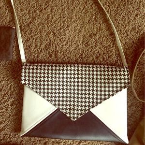 Black and White Envelope Crossbody Purse