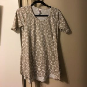 LuLaRoe Perfect Tee