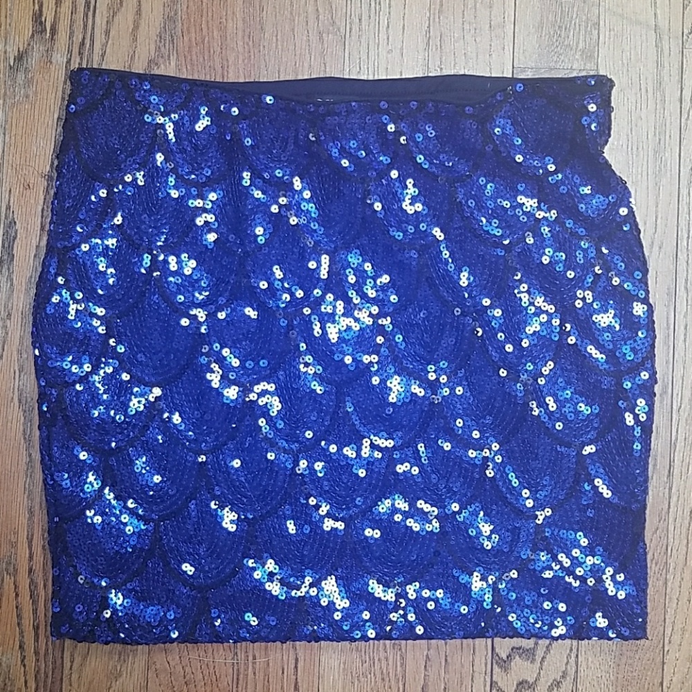 Sequin mini skirt