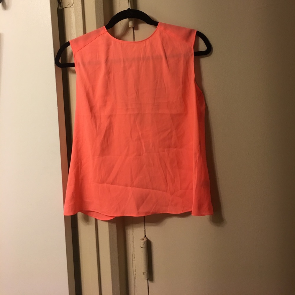 Cute summer blouse!