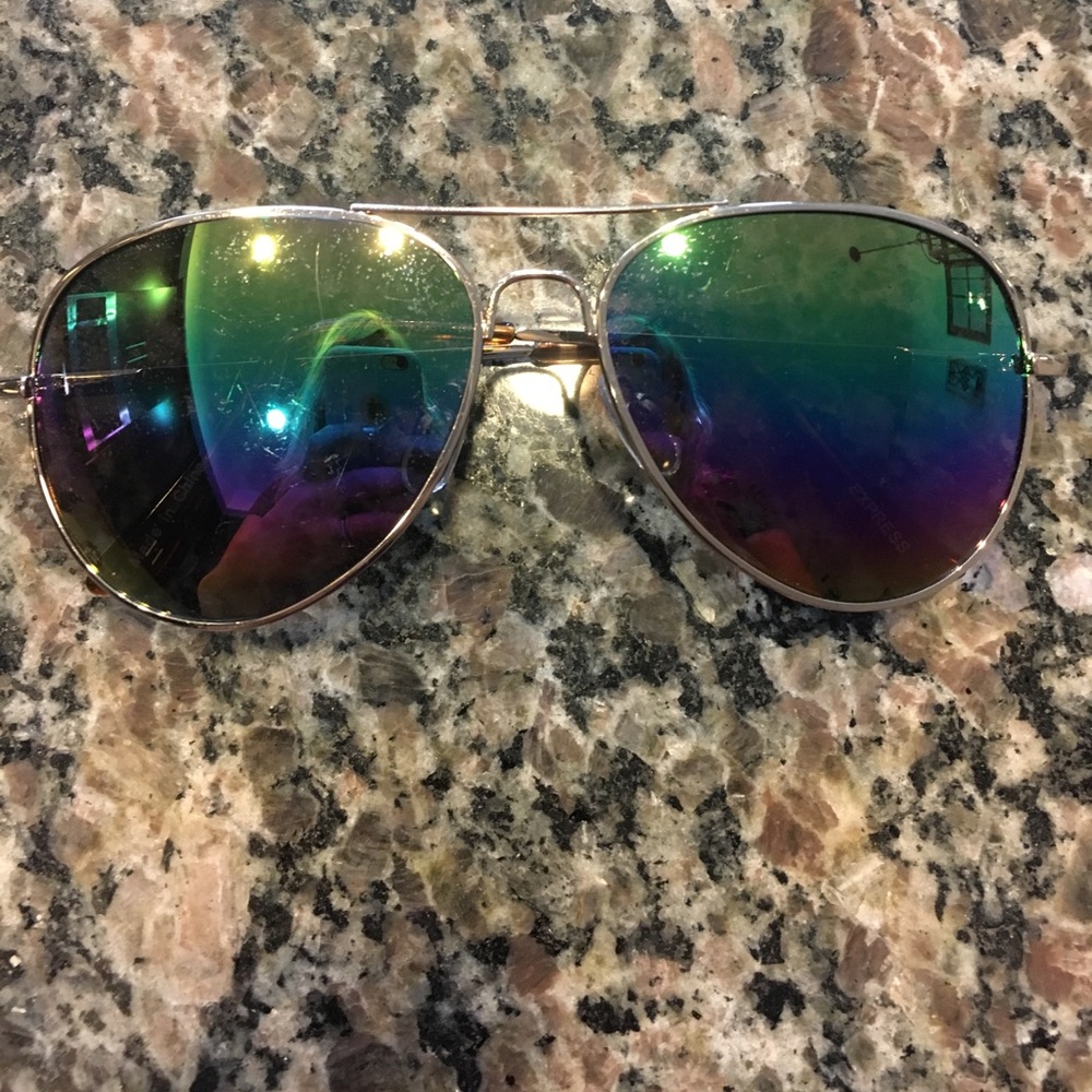 Sunglassss