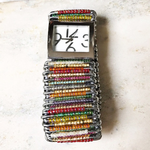 Watch Beaded Safety Pins multicolored beading . - Picture 2 of 4