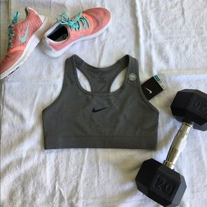 💪🏽NWT NIKE Sport Bra💪🏽
