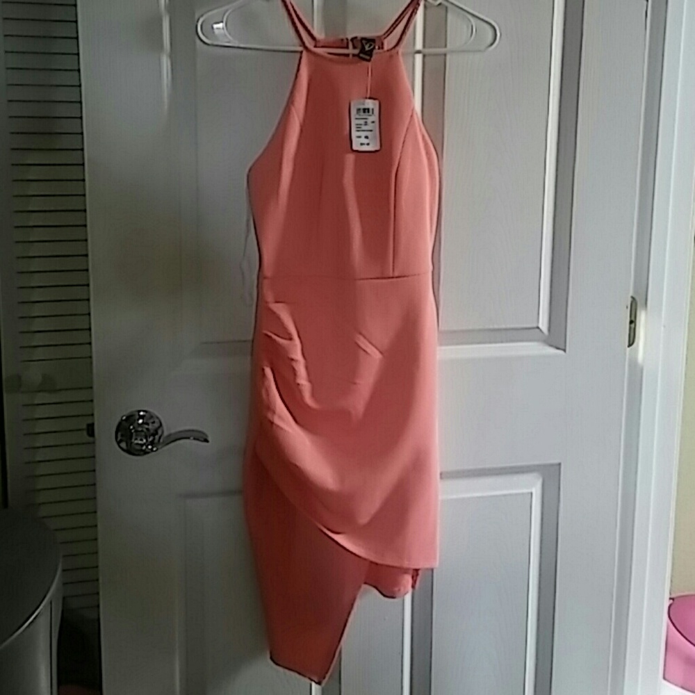 *NEW* Windsor peach color dress