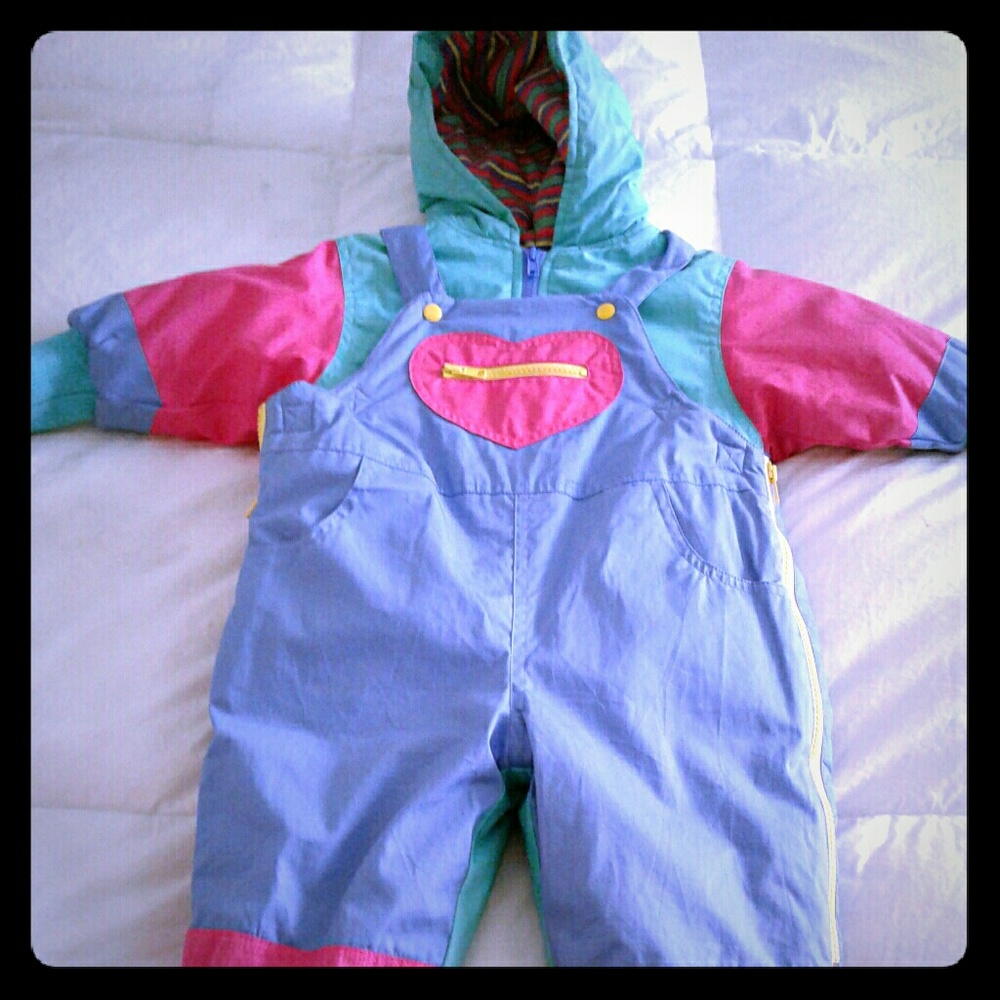 Snow jump suit