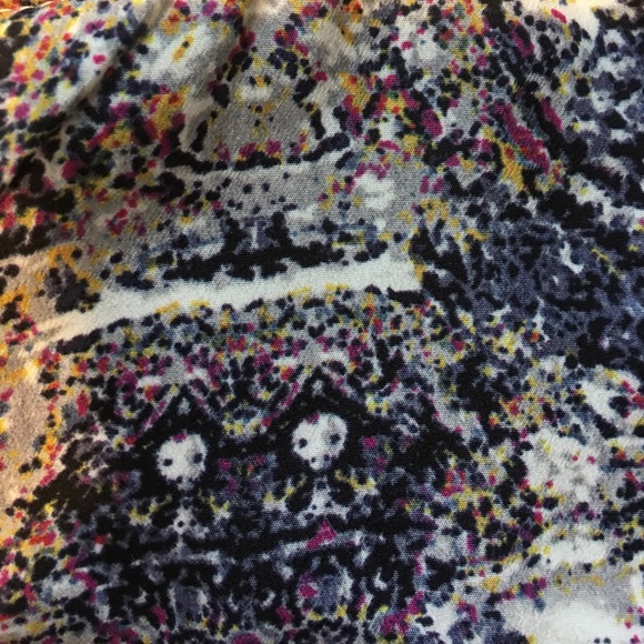 LF Patterned Bustier - Picture 2 of 6