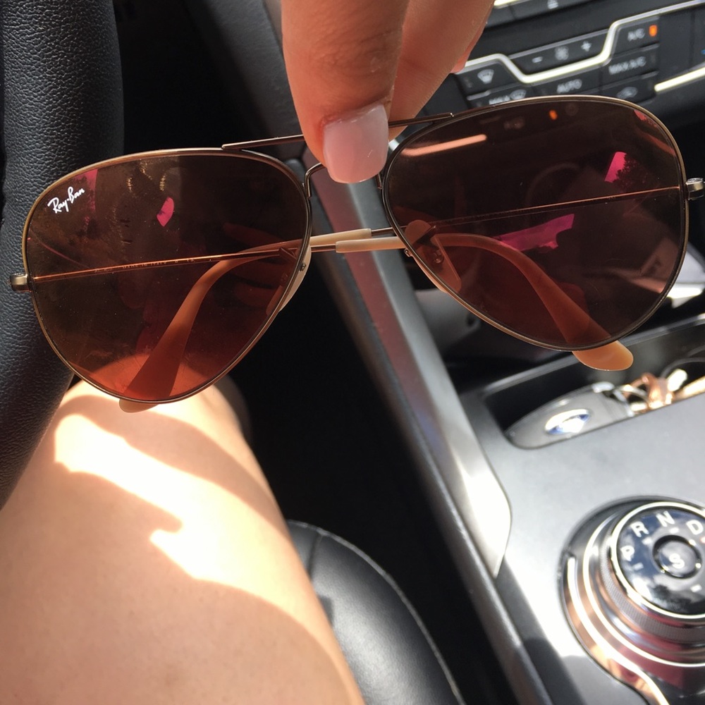Brown sunglasses