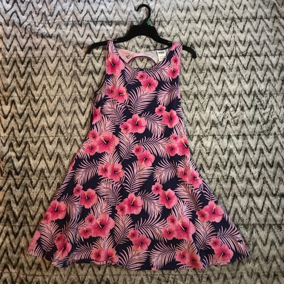 VICTORIAS SECRET Cute Sundress! - Picture 1 of 3
