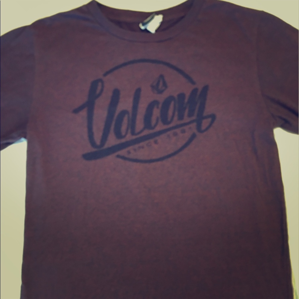 Teen boys Volcom tshirt