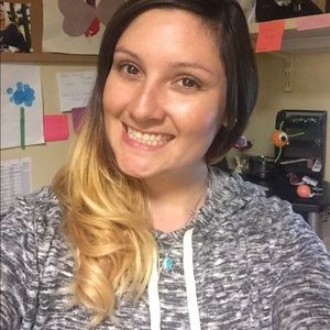 Meet your Posher, Sarina