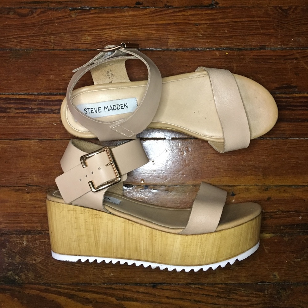 ✨Steve Madden Platform Sandals!✨