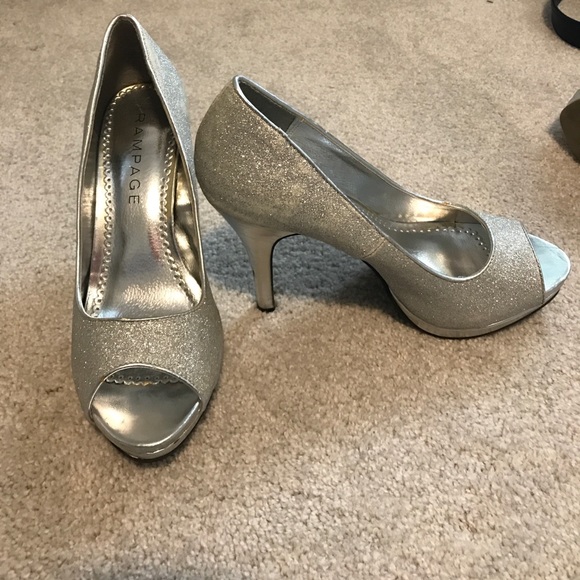 Silver peeptoe heels - Picture 1 of 5