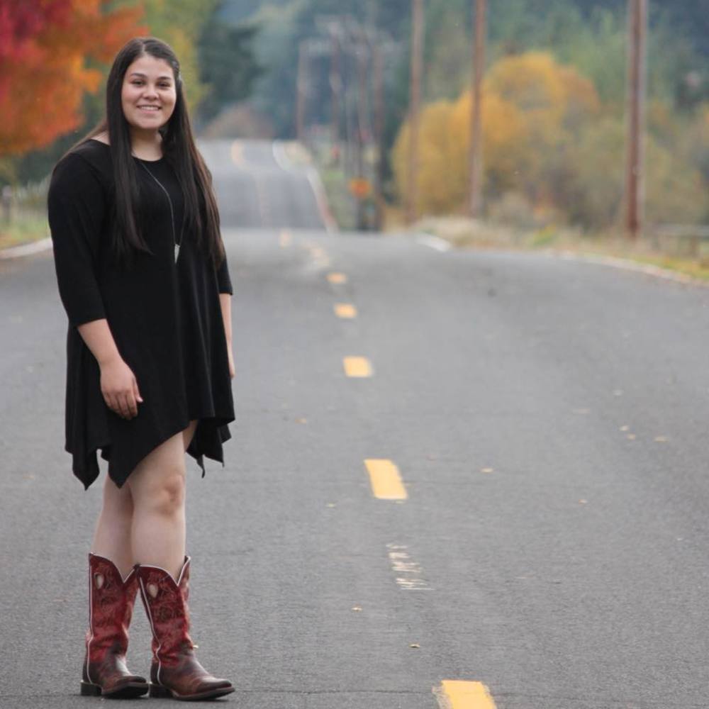 Meet your Posher, Gaby