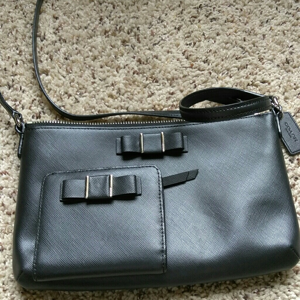 Coach crossbody purse and wallet