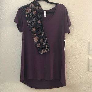 LuLaRoe classic Tee size small and OS leggings