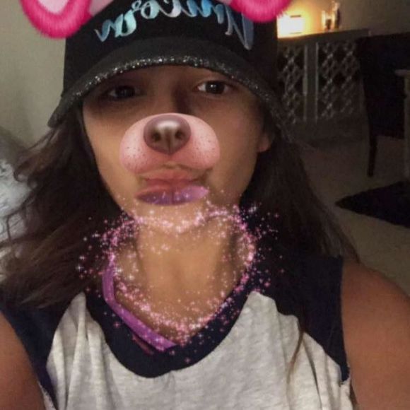 Meet your Posher, Michelle - Picture 1 of 2