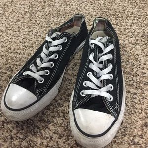 Black converse
