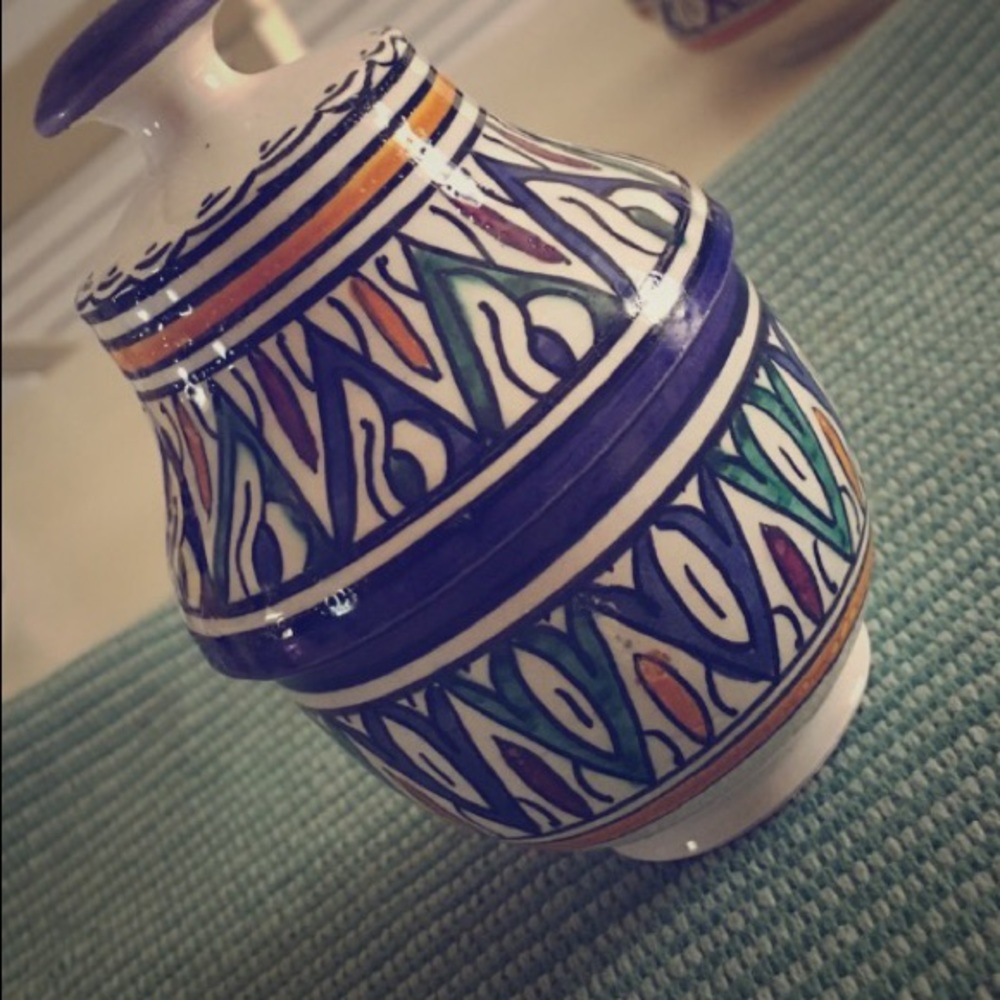 Moroccan hand made pottery (jewelry box)