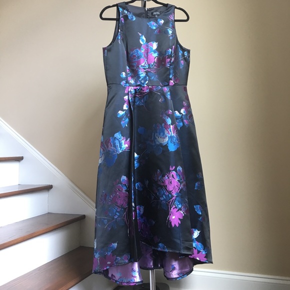 🆕 Tahari Dress - Picture 4 of 6