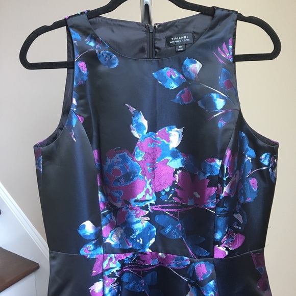 🆕 Tahari Dress - Picture 6 of 6