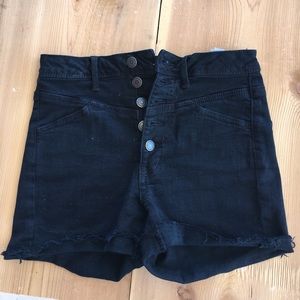 American eagle high wasted shorts only worn once