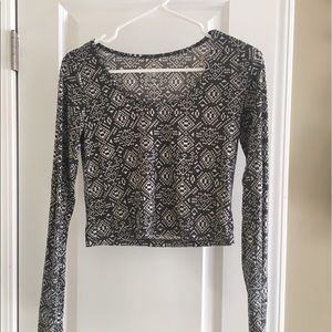 Long sleeve Aztec crop top