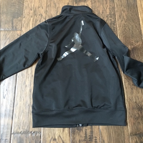 Jordan Track Jacket.  Youth M. - Picture 2 of 2