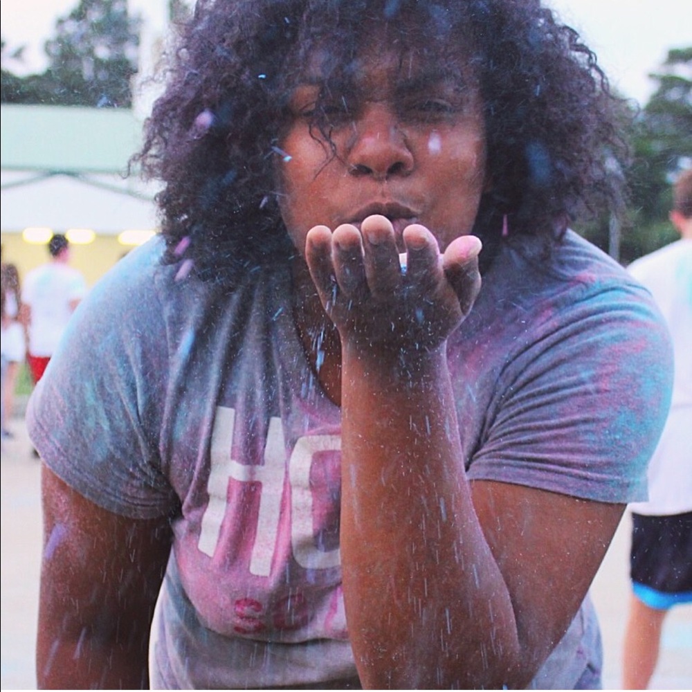 Meet your Posher, Mia